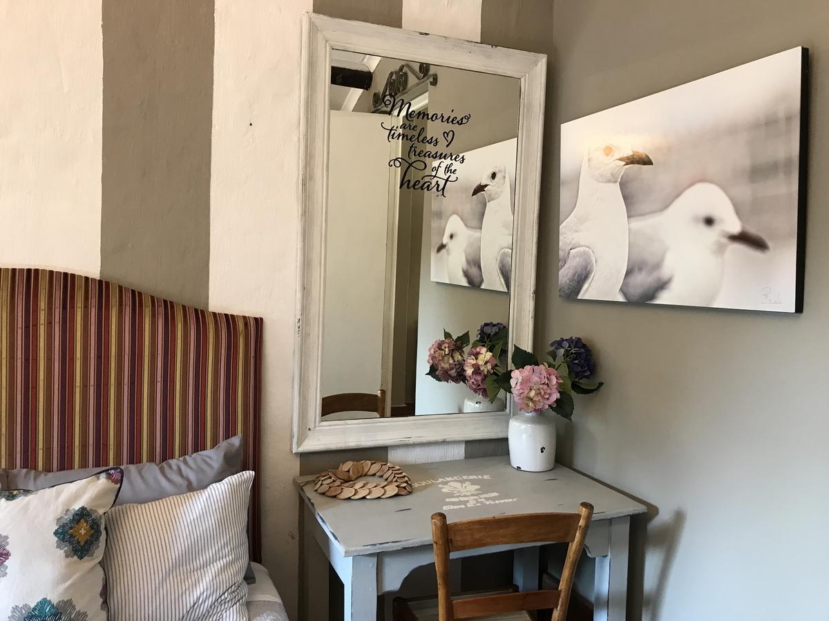 Waterhouse Guest Lodge - Indus Street 프레토리아 외부 사진